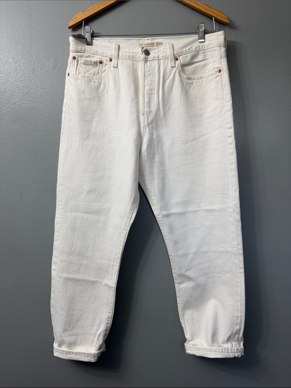 LEVI'S Wedgie straight premium ecru cream jeans 32
